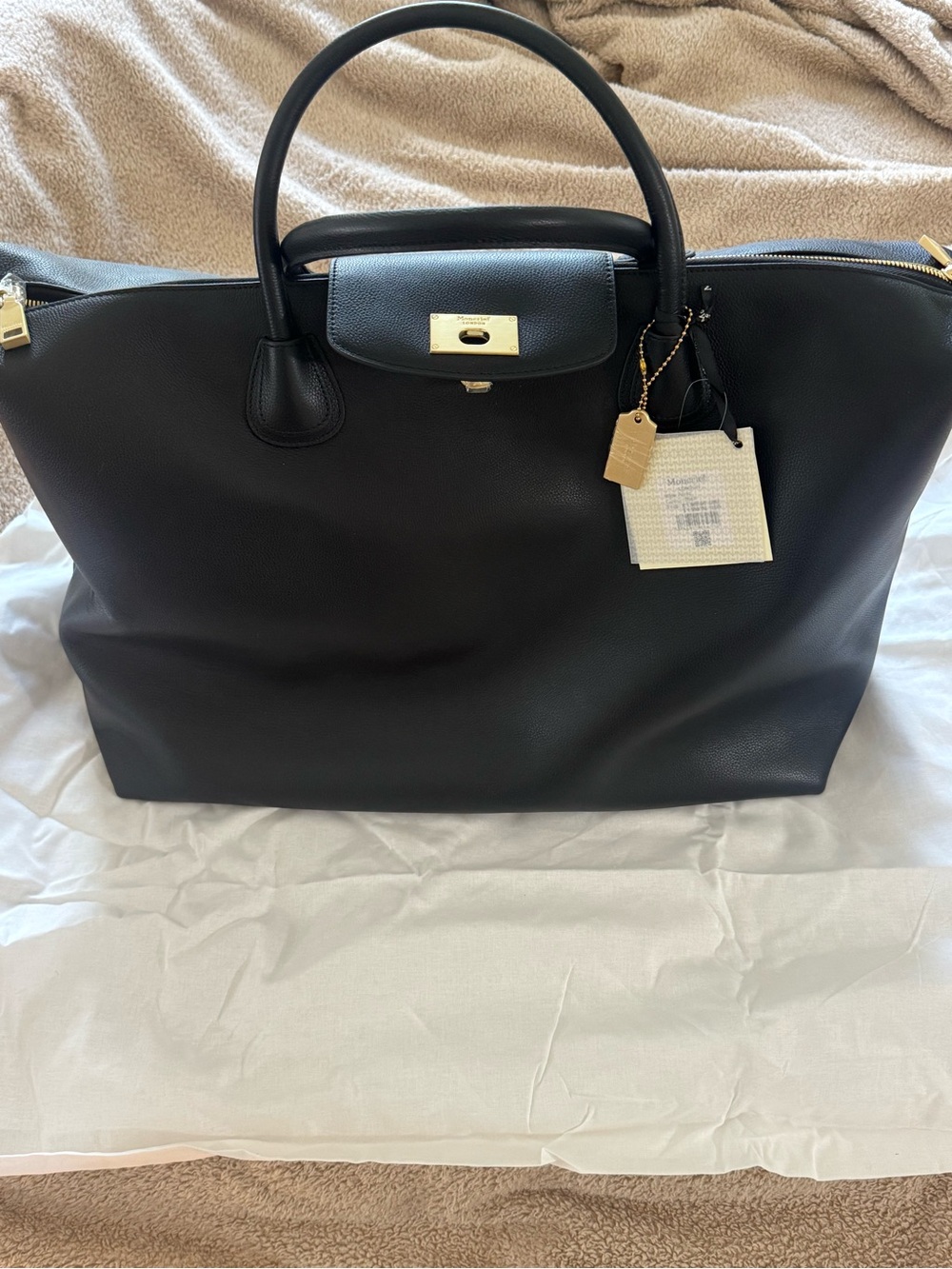 Moncrief London Annie
Black Leather Bag